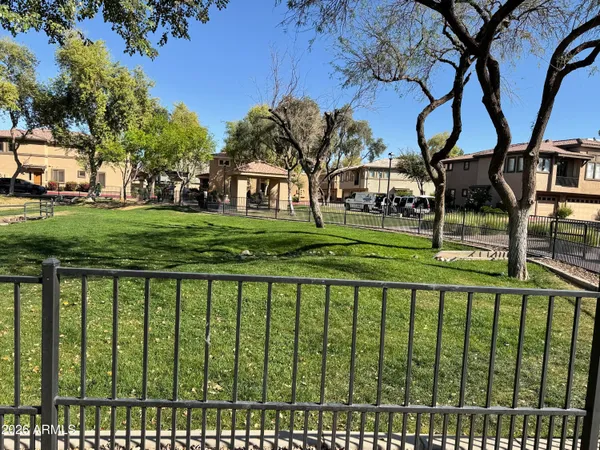 $1,650 | 1225 North 36th Street, Unit 2065, Phoenix, AZ 85008