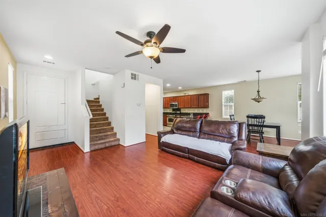 $620,000 | 31889 Red Pine Way, Temecula, CA 92592