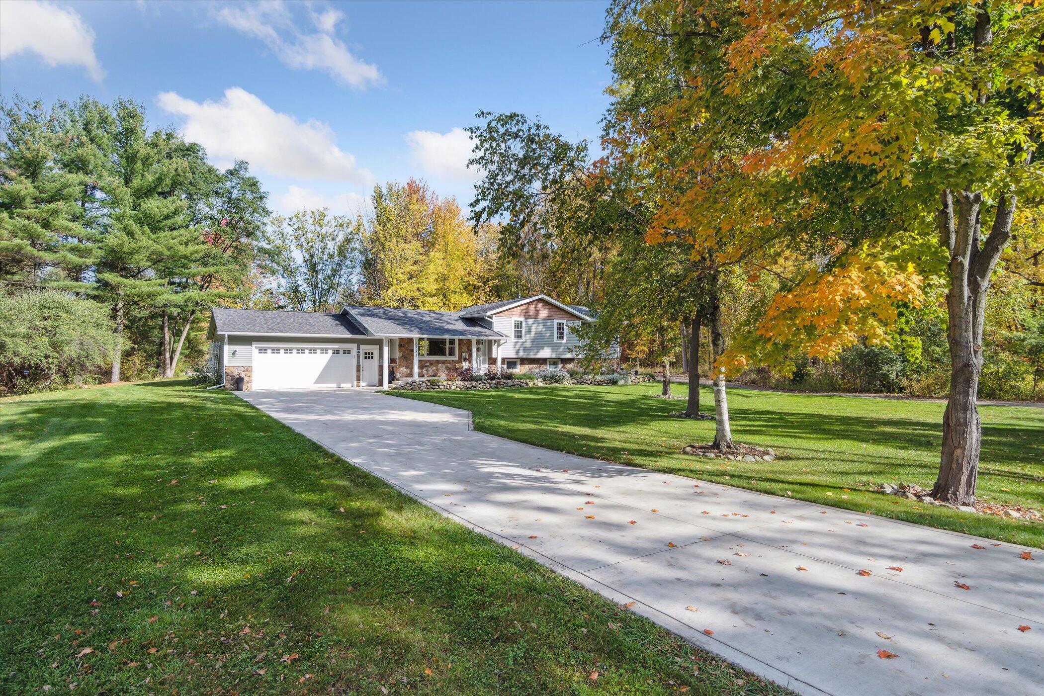 6884 McCain Road Spring Arbor, MI 49283 - Photo 2 of 51 02-6884-McCain-Rd-Spring-Arbor-MI-49283-