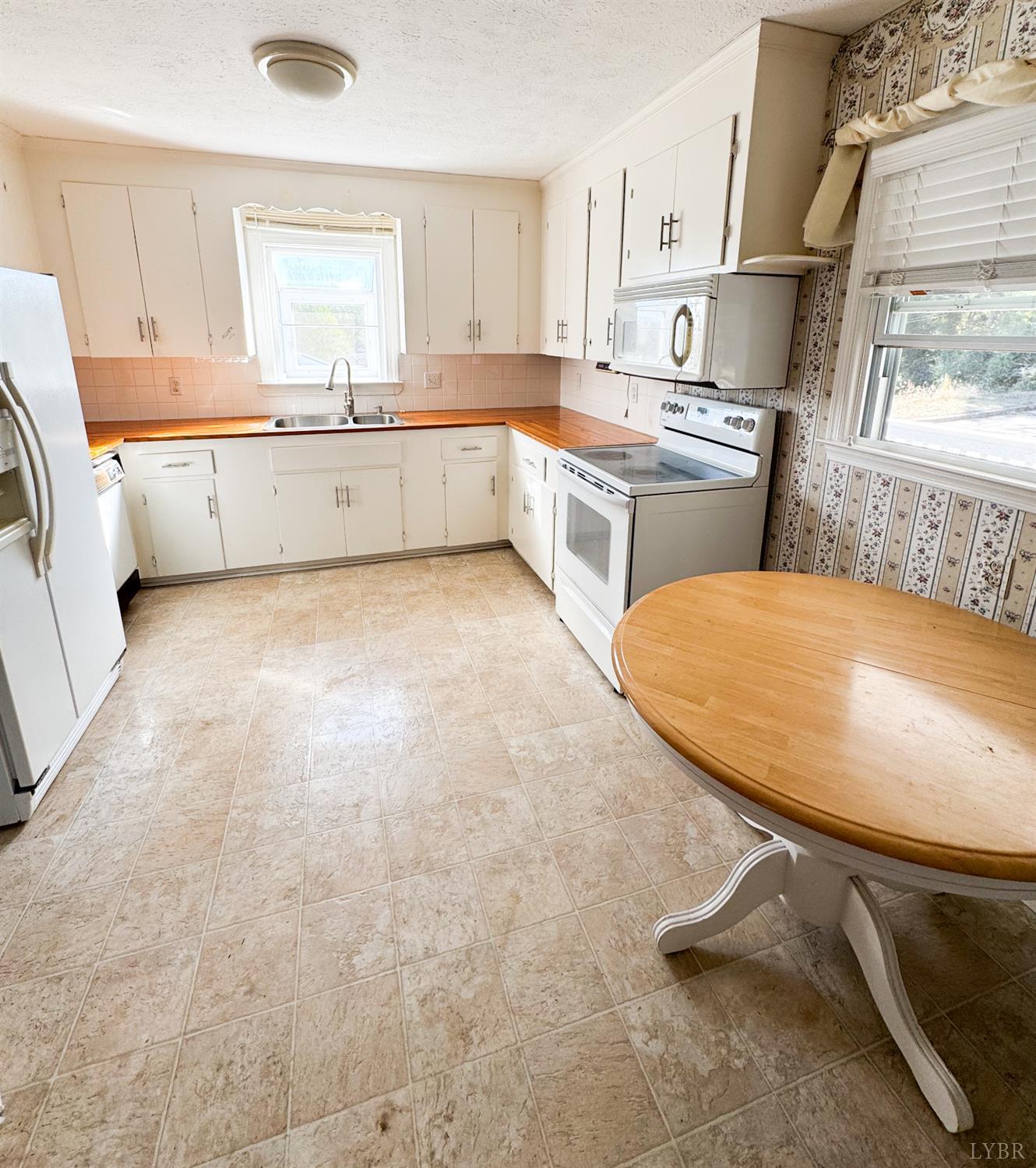 1715 Moormans Road Lynchburg, VA 24501 - Photo 5 of 24 Gallery Image 5