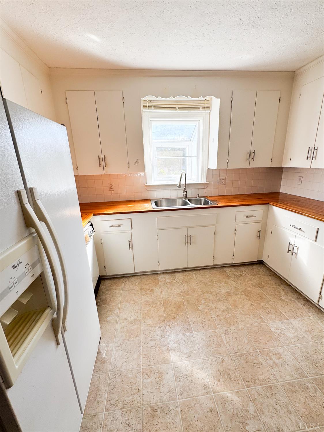 1715 Moormans Road Lynchburg, VA 24501 - Photo 6 of 24 Gallery Image 6