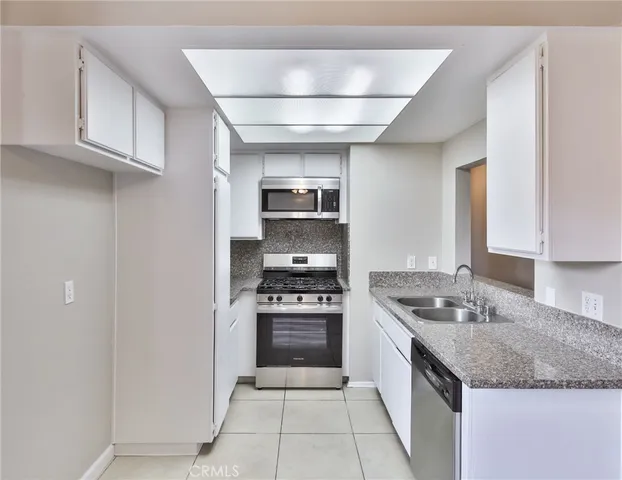 $14,000,000 | 1531 West Rialto Avenue, Fontana, CA 92335