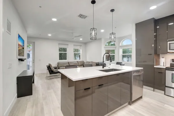 $3,500 | 1274 VÃa Panzani, Boynton Beach, FL 33426