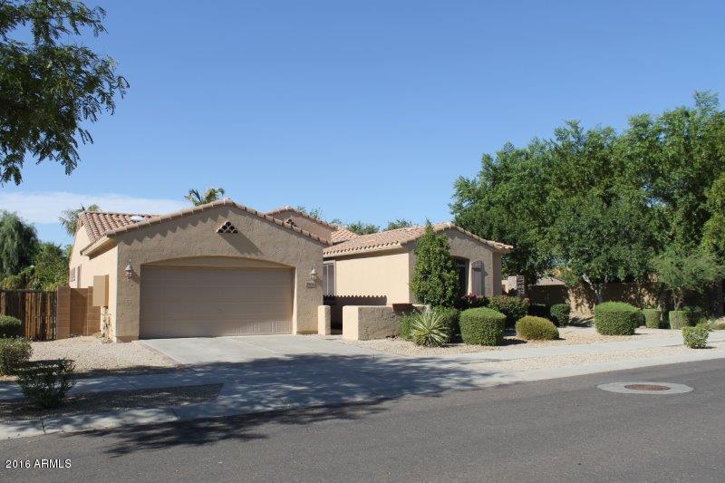 2204 West Harwell Rd. Phoenix, AZ 85041 - Photo 2 of 42 IMG_1012