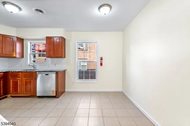 $359,000 | 12 Carmella Court, Newark, NJ 07104