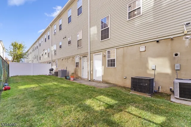 $359,000 | 12 Carmella Court, Newark, NJ 07104
