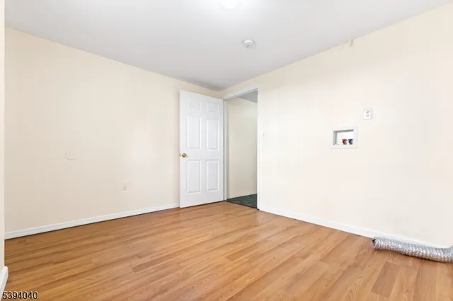 $359,000 | 12 Carmella Court, Newark, NJ 07104