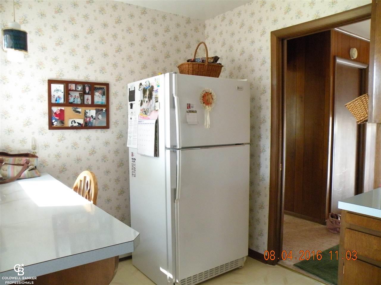 1817 North River Road St. Clair, MI 48079 - Photo 10 of 39 Kitchen - main house