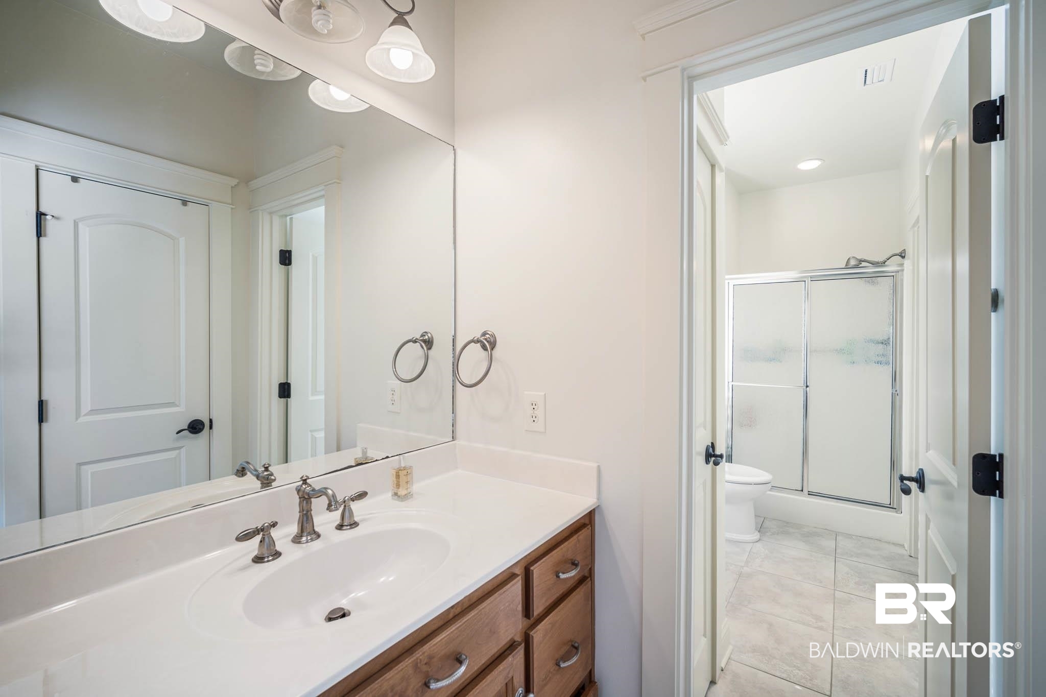 24121 Trowbridge Court Daphne, AL 36526 - Photo 24 of 46 Vanity for bedroom #3