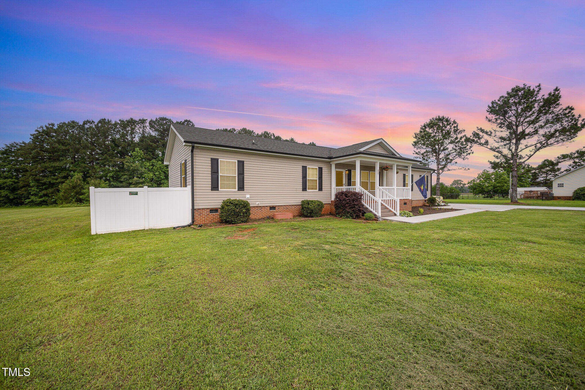 297 Fox Field Run Road Kenly, NC 27542 - Photo 1 of 34 001_kv0a3608-edit-edit_803