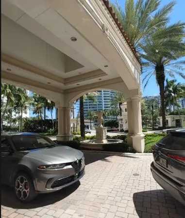 $2,500 | 20000 East Country Club Drive, Unit 201, Aventura, FL 33180