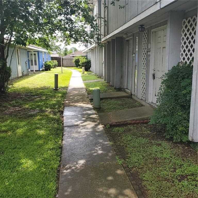 5 Maple Lane St. Rose, LA 70087 - Photo 2 of 17 Gallery Image 2