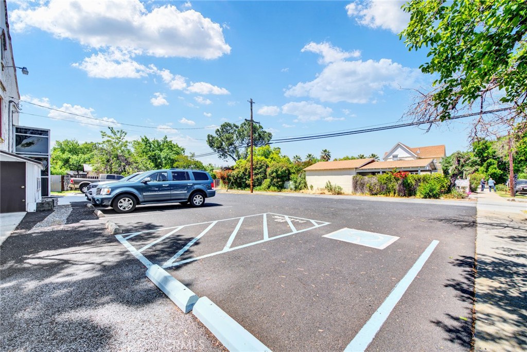 618 4th Street Corning, CA 96021 - Photo 14 of 36 a view of a tennis court
