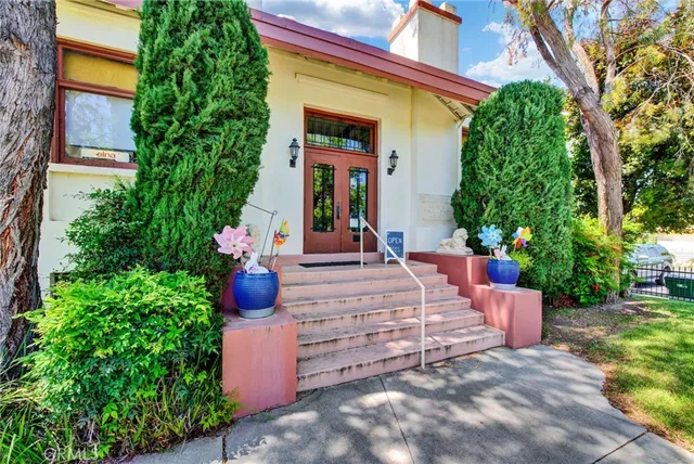a view of a wrought iron stairs