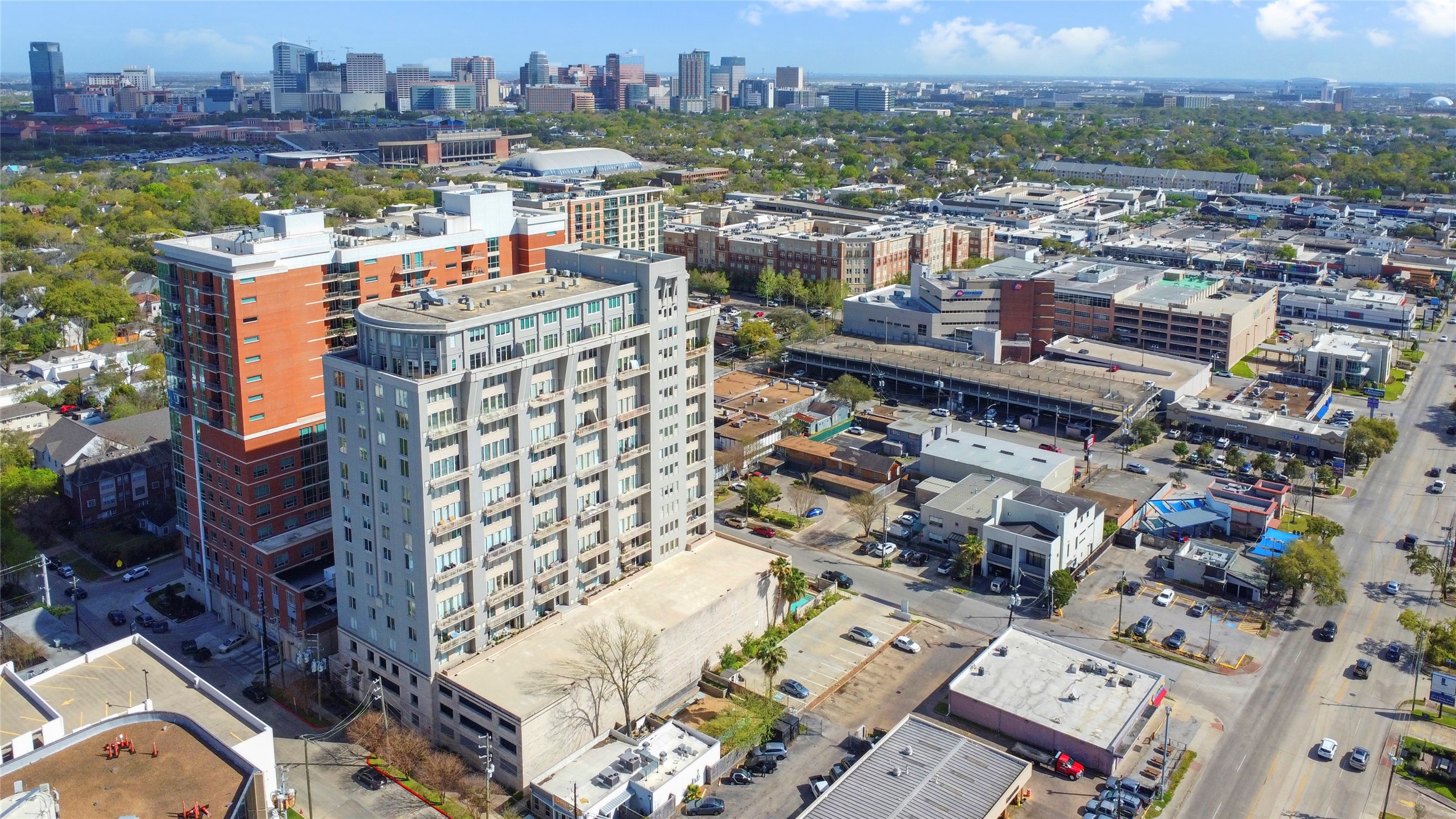2520 Robinhood Street, Unit 1008 Houston, TX 77005 - Photo 24 of 27 an aerial view of a city