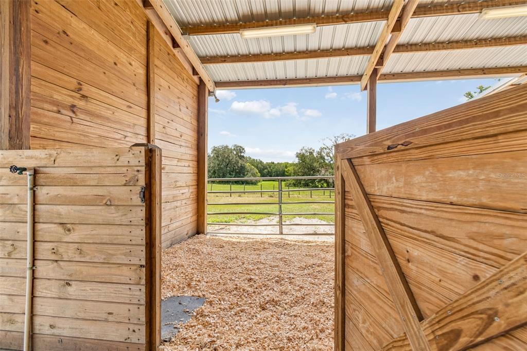 17345 Sweetwater Road Dade City, FL 33523 - Photo 25 of 77