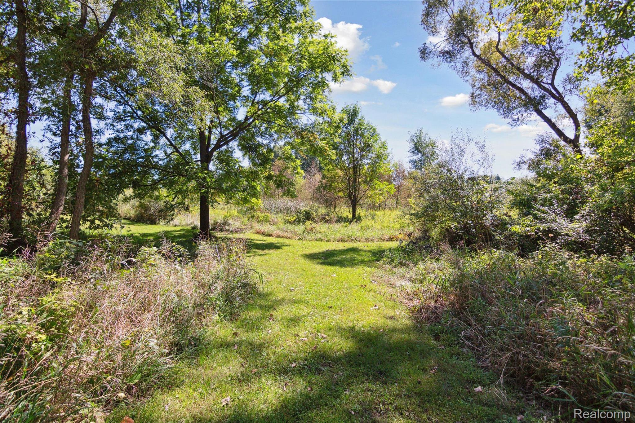 2850 East Clyde Road Howell, MI 48855 - Photo 57 of 80 Gallery Image 57