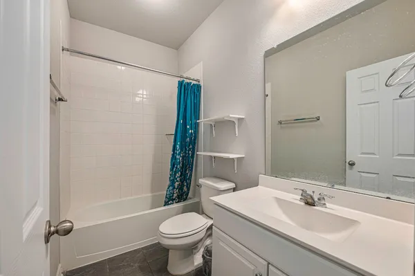 $2,500 | 104 Sea Glass Cove, Katy, TX 77493