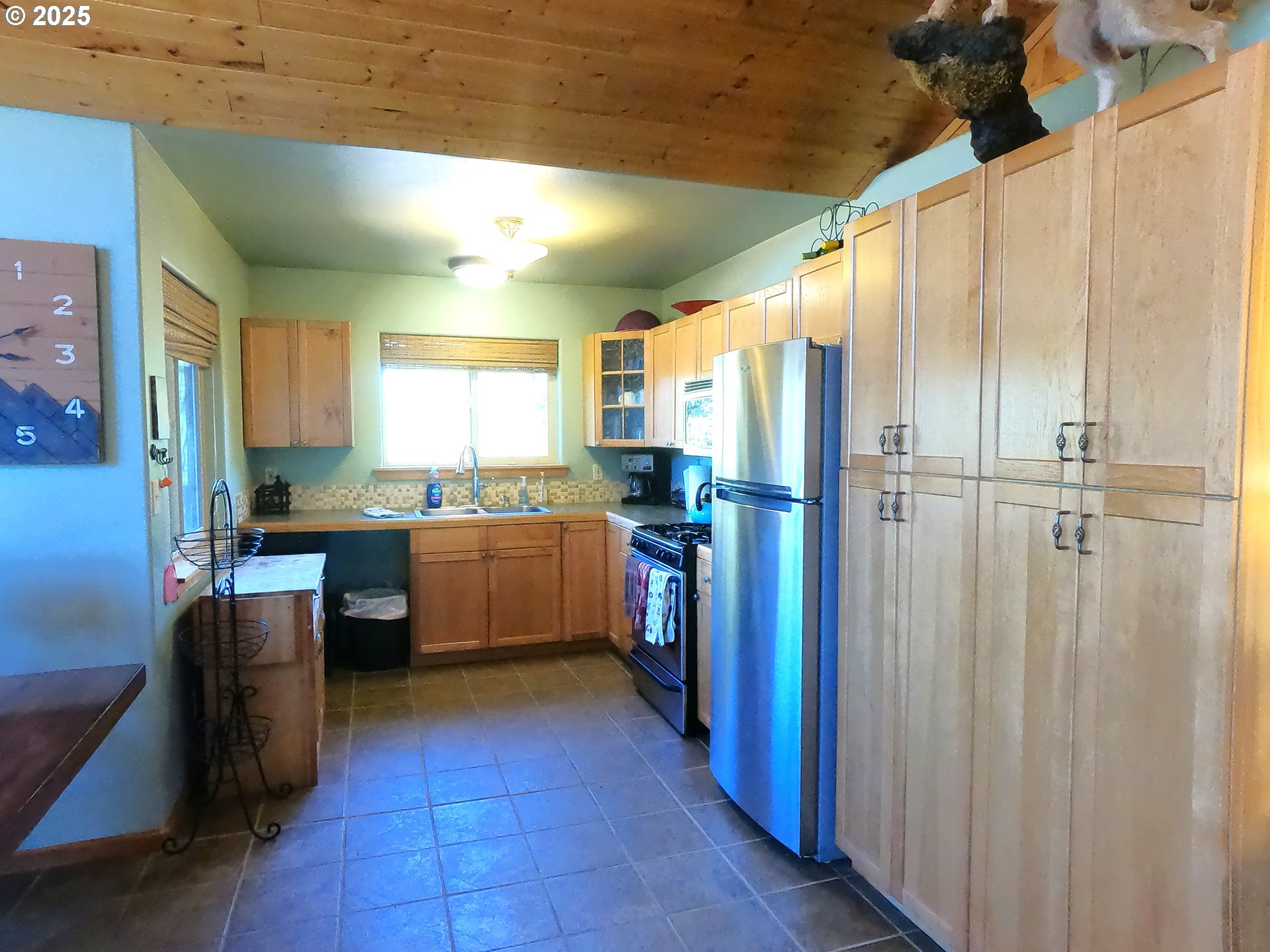 5300 Southwest Brandy Lane Culver, OR 97734 - Photo 9 of 22