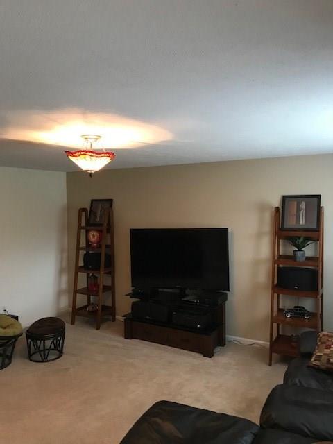 6909 Spring Valley Lane Export, PA 15632 - Photo 5 of 21