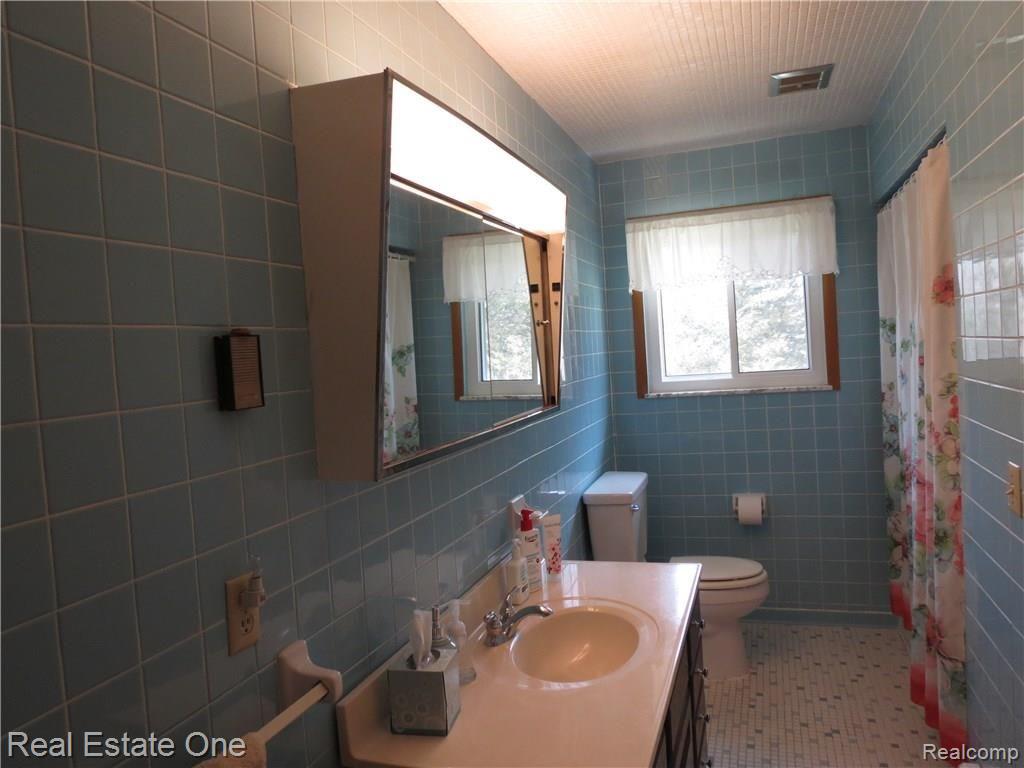 6022 San Luray Road Gregory, MI 48137 - Photo 24 of 29 014.JPG