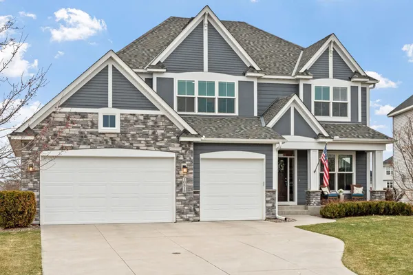 $800,000 | 10818 Glenview Place, Champlin, MN 55316