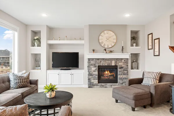$800,000 | 10818 Glenview Place, Champlin, MN 55316