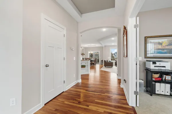 $800,000 | 10818 Glenview Place, Champlin, MN 55316