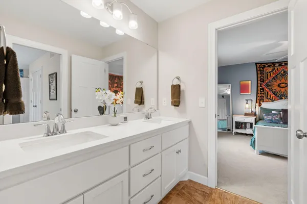 $800,000 | 10818 Glenview Place, Champlin, MN 55316