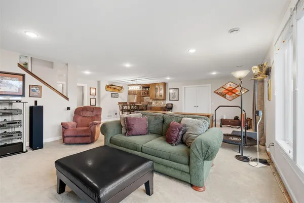 $800,000 | 10818 Glenview Place, Champlin, MN 55316