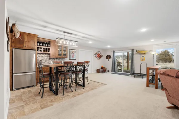 $800,000 | 10818 Glenview Place, Champlin, MN 55316