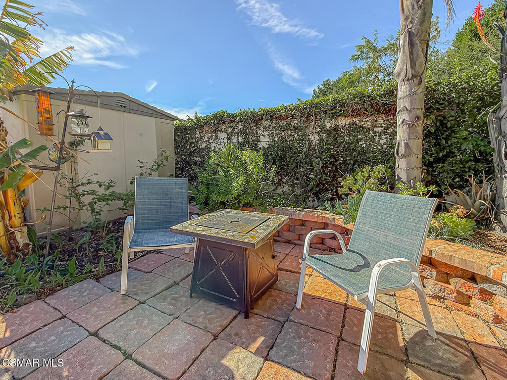 2189 Latham Street Simi Valley, CA 93065 - Photo 35 of 42