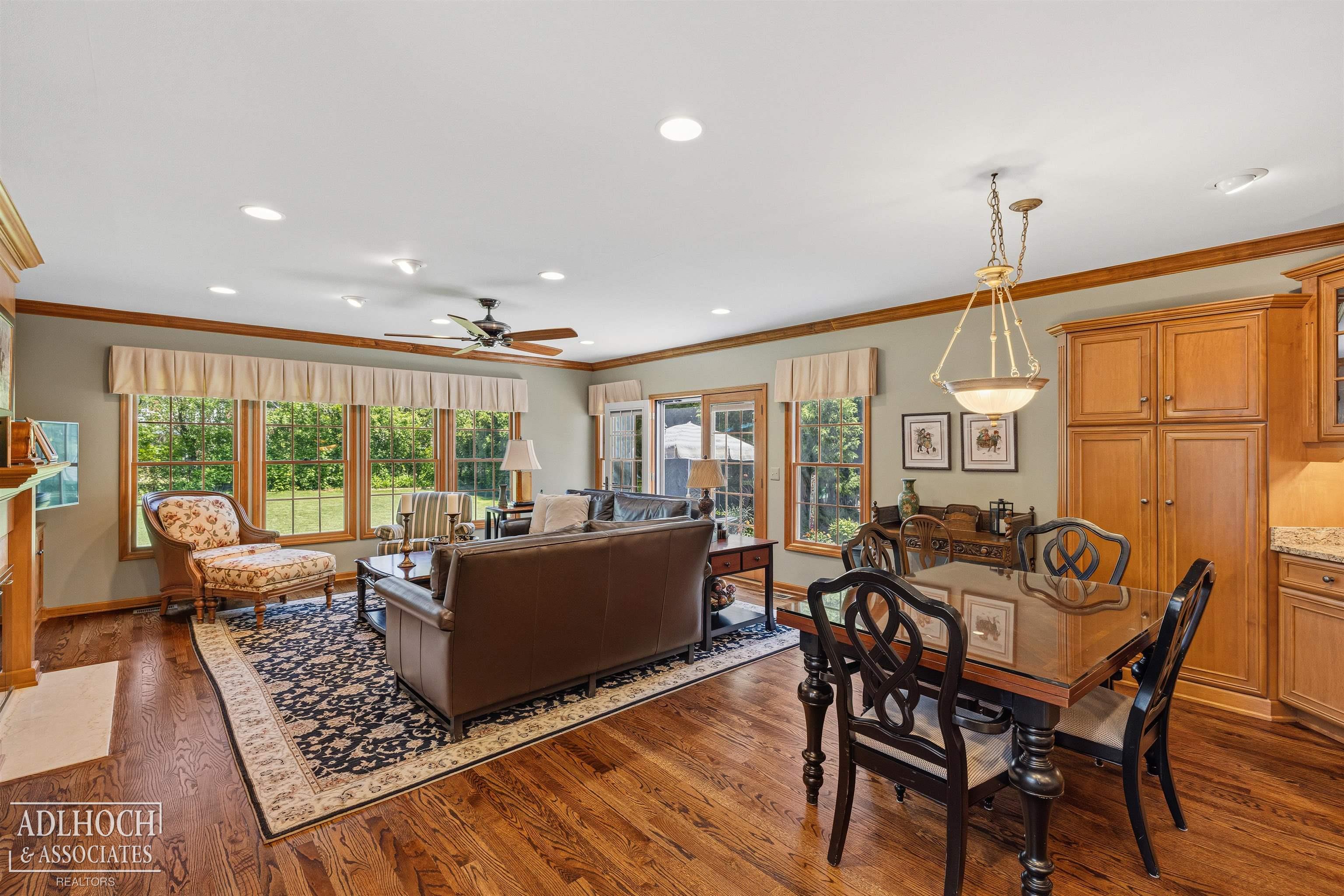 1254 Berkshire Road Grosse Pointe, MI 48230 - Photo 5 of 36