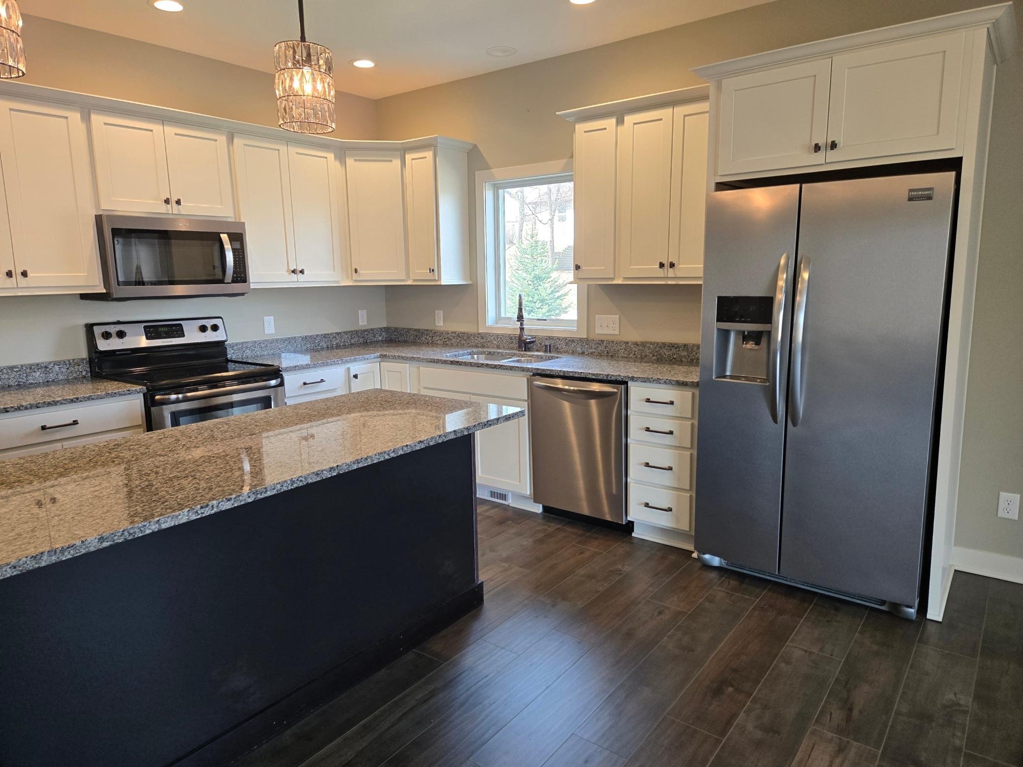 625 North 3rd Street Cannon Falls, MN 55009 - Photo 3 of 16