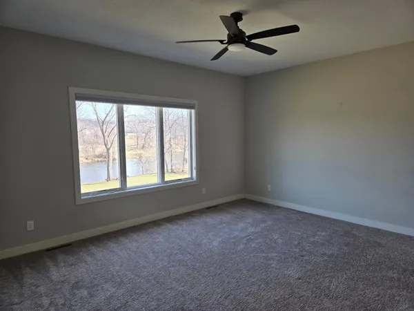 $2,200 | 625 North 3rd Street, Cannon Falls, MN 55009