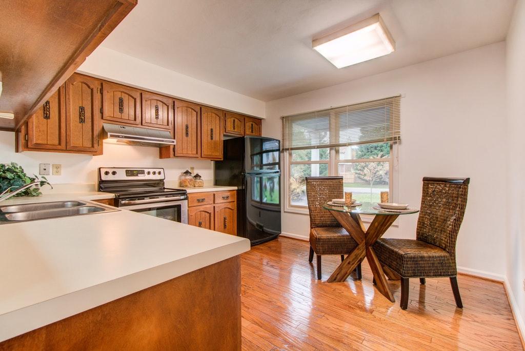 7826 Barrens Road Roanoke, VA 24019 - Photo 11 of 30 19