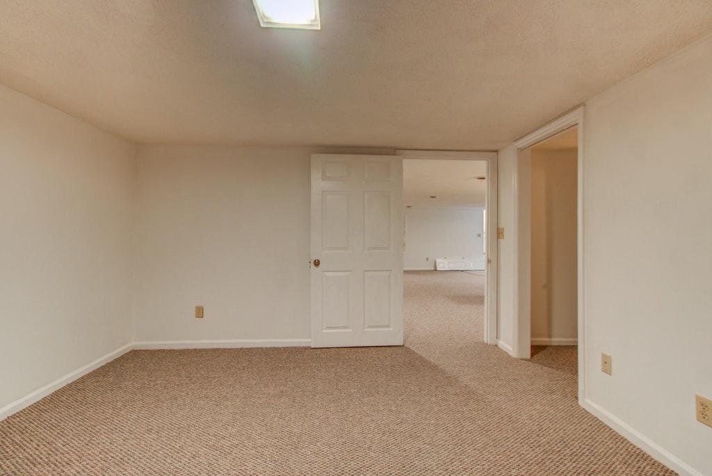 7826 Barrens Road Roanoke, VA 24019 - Photo 24 of 30 5