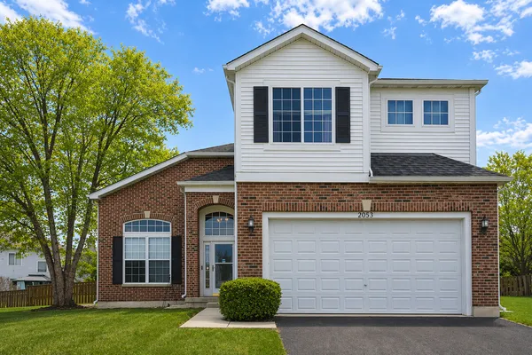$460,000 | 2053 Westbury Lane, Aurora, IL 60502