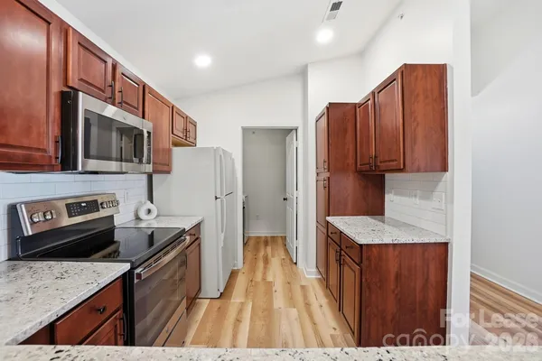 $2,000 | 17122 Red Feather Drive, Charlotte, NC 28277