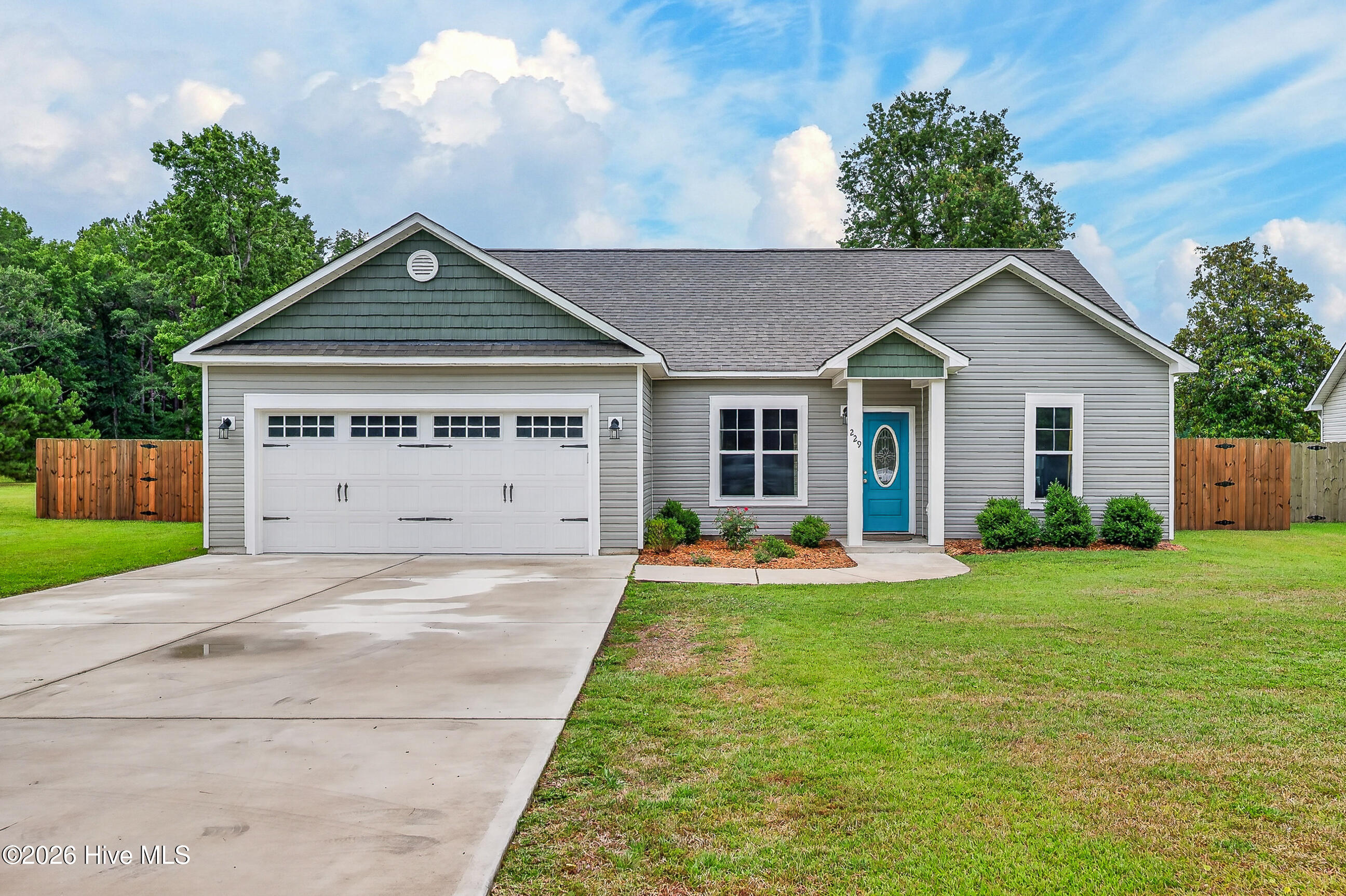 229 Clay Hill Road Sneads Ferry, NC 28460 - Photo 1 of 31