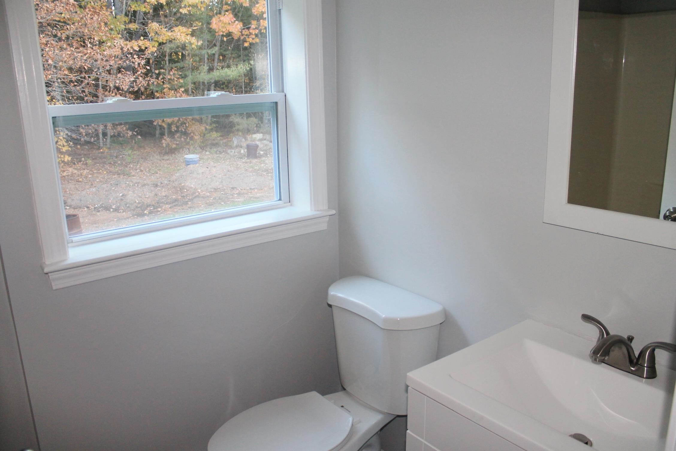 353 Butterfield Mill Road New Boston, NH 03070 - Photo 11 of 28