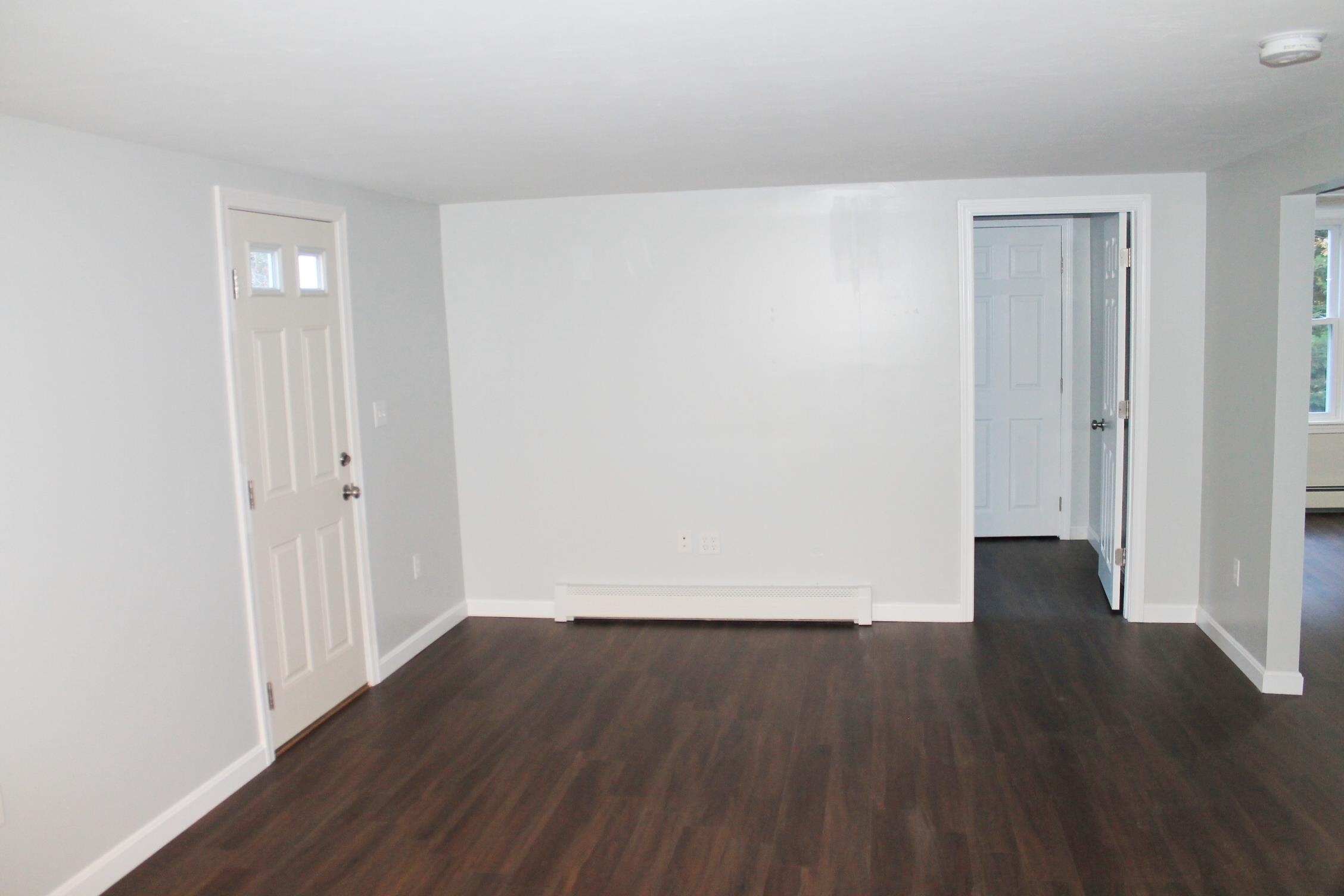 353 Butterfield Mill Road New Boston, NH 03070 - Photo 8 of 28