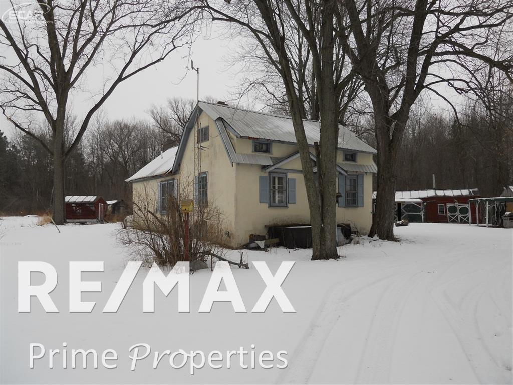 8255 Bell Road Birch Run, MI 48415 - Photo 11 of 44