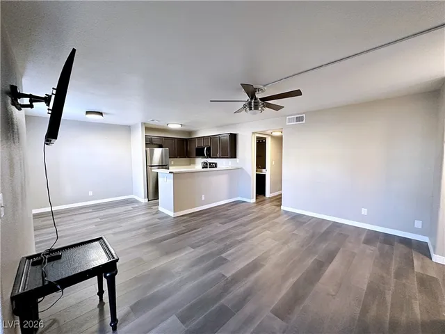 $1,550 | 2968 Juniper Hills Boulevard, Unit 101, Las Vegas, NV 89142
