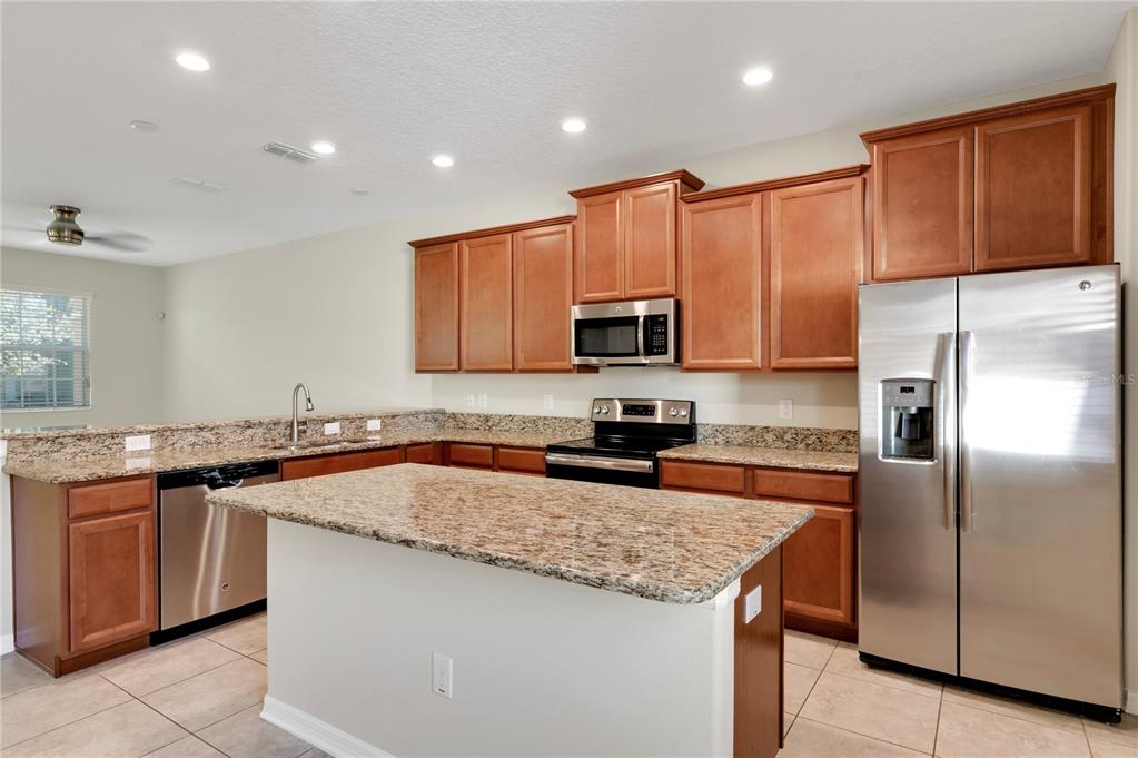 5636 Water Rose Road Winter Garden, FL 34787 - Photo 10 of 43