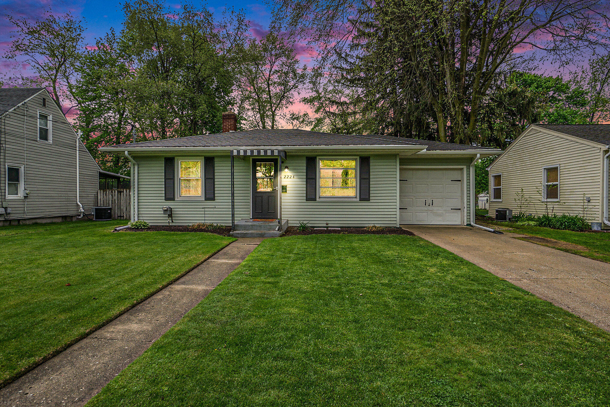 2224 Banbury Road Kalamazoo, MI 49001 - Photo 1 of 16 Welcome Home