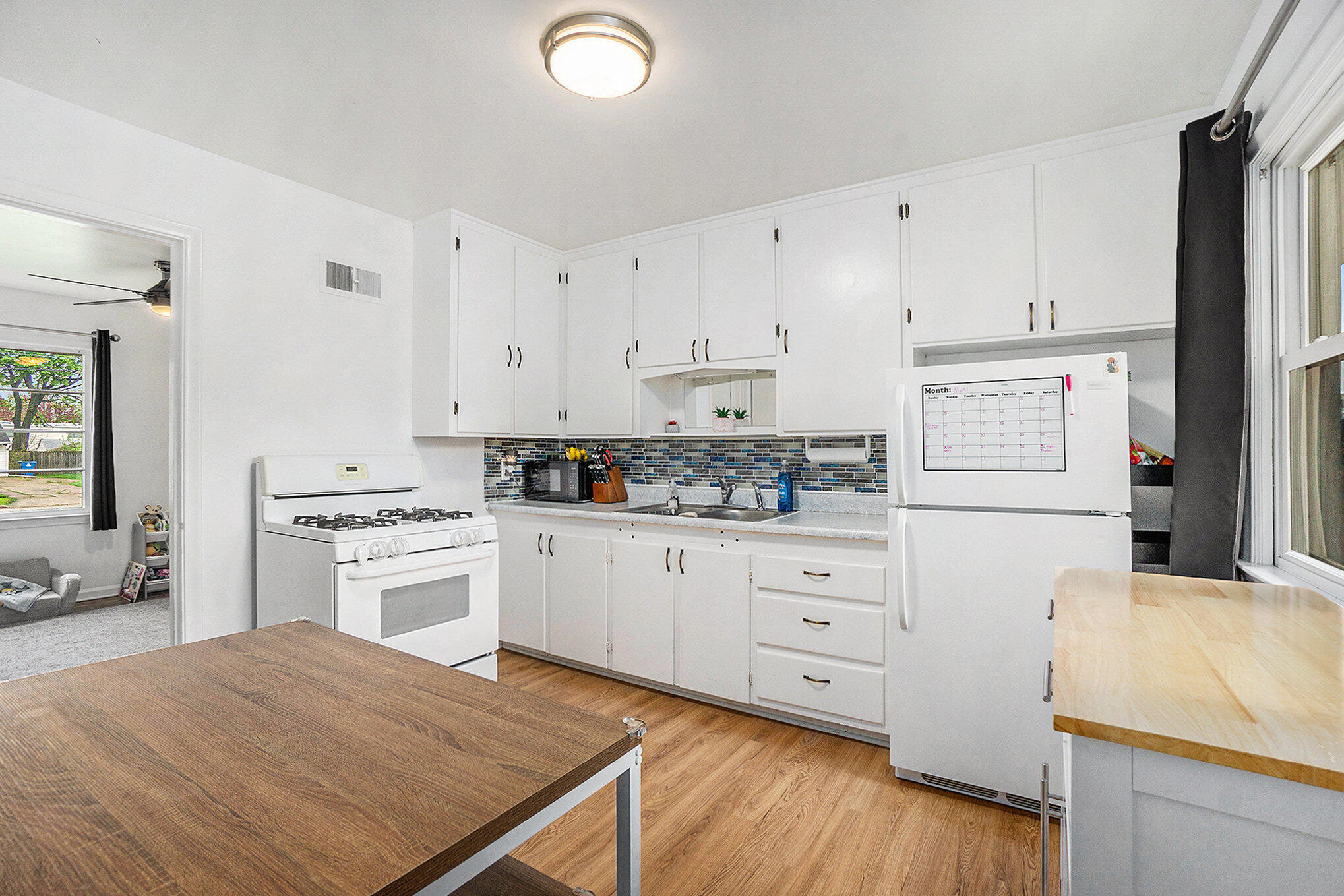 2224 Banbury Road Kalamazoo, MI 49001 - Photo 8 of 16 Eat In Kitchen