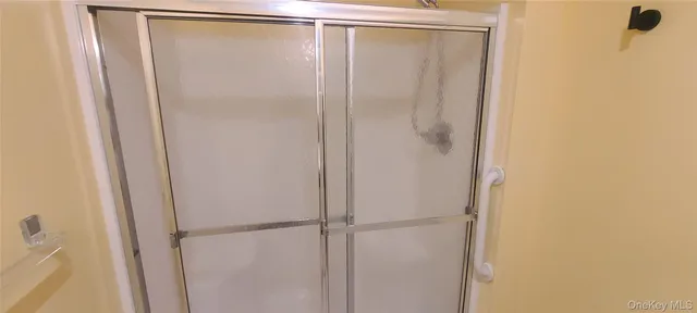 $2,400 | 106 Crystal Hill Lane, Unit 106, Poughkeepsie, NY 12603