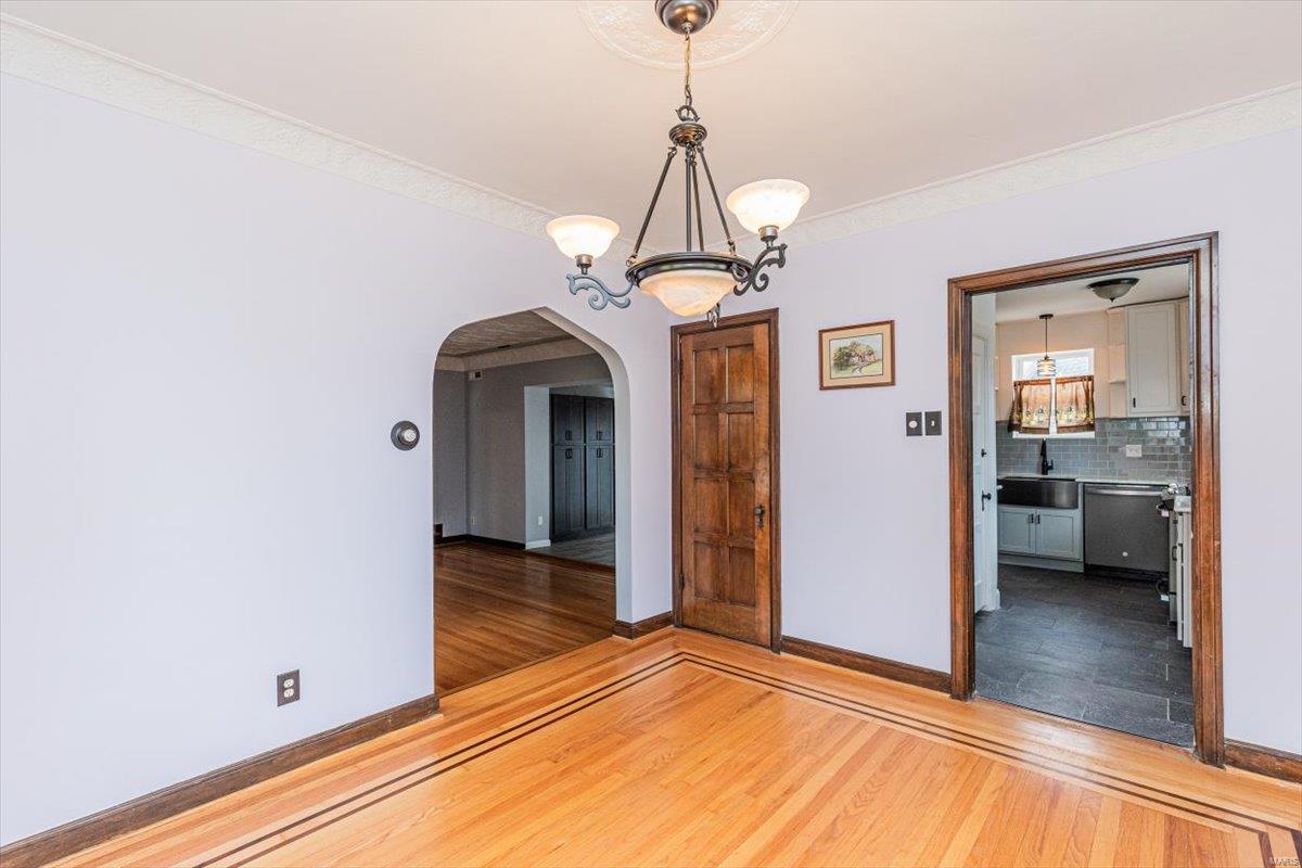 6616 Heege Road St. Louis, MO 63123 - Photo 11 of 86 Gallery Image 11