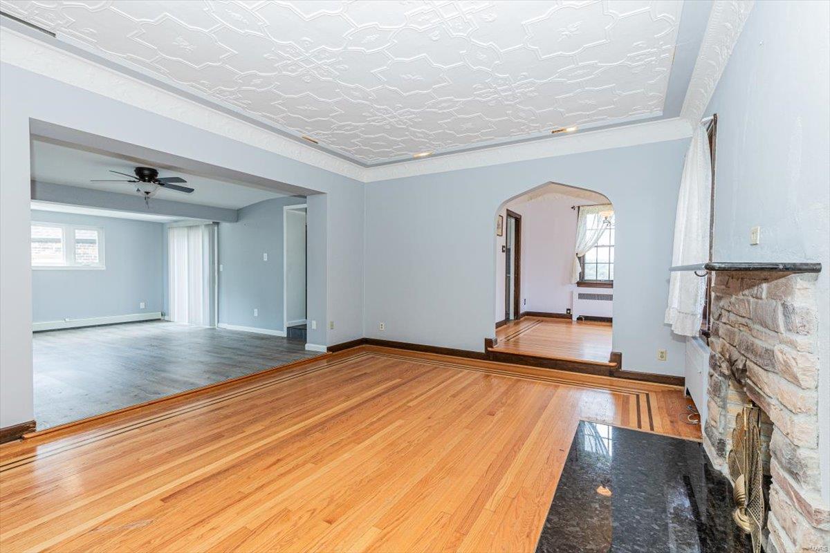 6616 Heege Road St. Louis, MO 63123 - Photo 4 of 86 Gallery Image 4